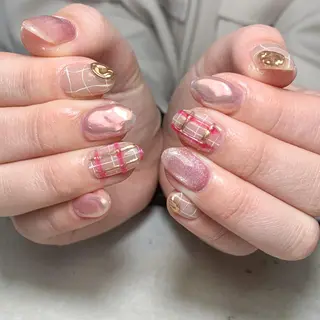 ネイル atelier　FIORITURA所属・FIORITURA aiのネイルデザイン