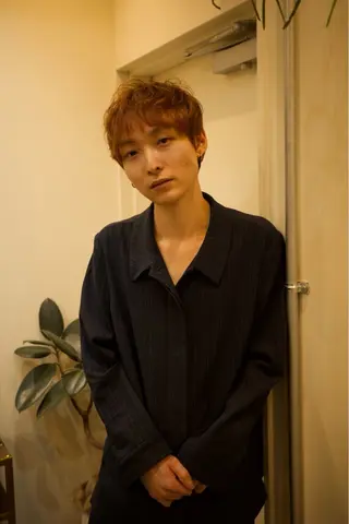 メンズ 赤木蓮/メンズ特化 パーマ/ハイトーンのヘアスタイル