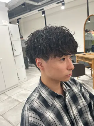 ショート パーマ メンズ 🏆メンズヘア特化 🥇代表りんぺーのヘアスタイル