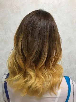 セミロング カラー ブリーチ/髪質改善/ レイヤー/YUTO‎のヘアスタイル
