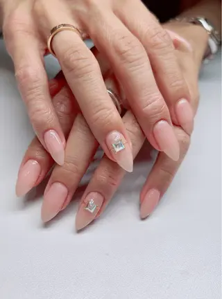 ネイル 透灯 TOUTOU所属・透灯 TOUTOU 🪄のネイルデザイン