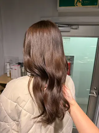 ロング カラー NANAMI🩵 大人可愛い韓国ヘアのヘアスタイル