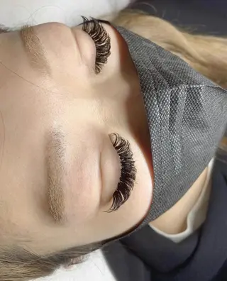 カラー パーマ マツエク・マツパ アイブロウ 神山 ビューティー・アイのマツエク・マツパデザイン