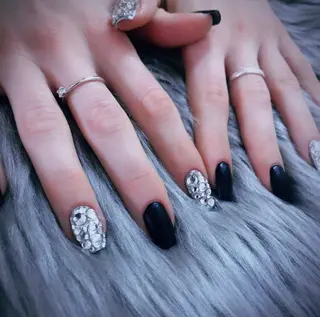 ネイル NOIROUGE所属・NOI ROUGEのネイルデザイン