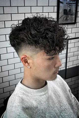 パーマ メンズ TOP by threenine所属・🔥メンズ特化🔥 谷口力哉のヘアスタイル