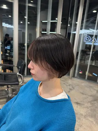 ショート カラー ザクザクレイヤー 🍀/ブリーチ/小田のヘアスタイル