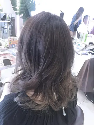 ミディアム カラー 松本 明日可のヘアスタイル