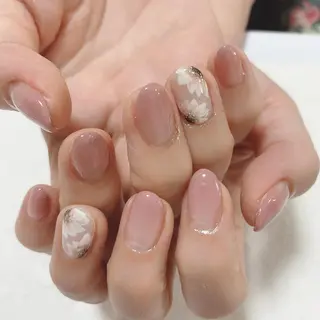 ネイル レ ティリンのネイルデザイン