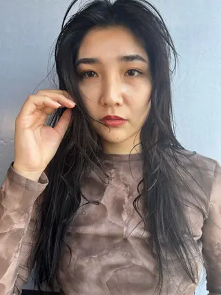 ロング 角岡 真帆のヘアスタイル