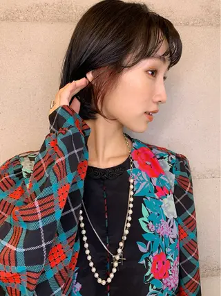 ショート カラー 透明感/オリーブ/ グレージュ/YUKAのヘアスタイル