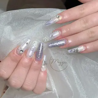 ネイル Maggie Nail🦩のネイルデザイン