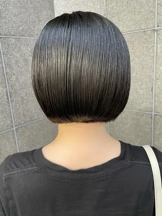 ショート 高槻裕二 ショートボブ縮毛矯正のヘアスタイル