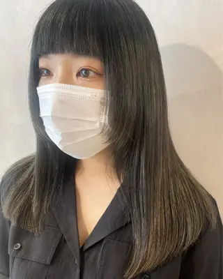 ロング カラー デザインカラー/パー マ🦖外岡咲希🦖のヘアスタイル