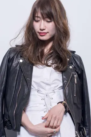 セミロング La Ruelle 江曽島店/髪質改善のヘアスタイル