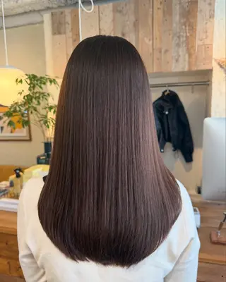 ロング lea/1 HANARE所属・梅澤 麻衣のヘアスタイル