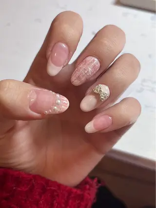 ネイル Amoureuse Akiのネイルデザイン