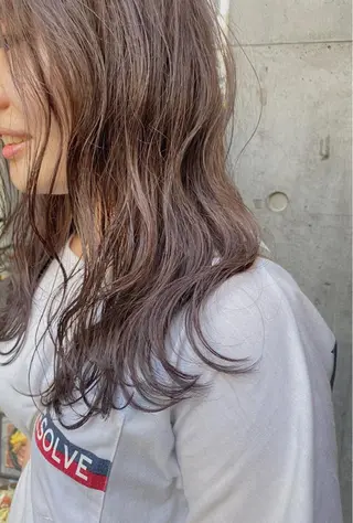 セミロング カラー パーマ ヘアアレンジ キッズ ネイル マツエク・マツパ umu.［韓国ヘア /ダウンパーマ］のヘアスタイル