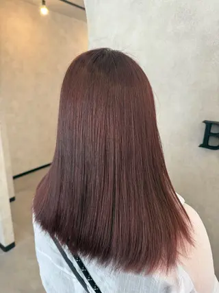 セミロング 井手上 陽菜のヘアスタイル