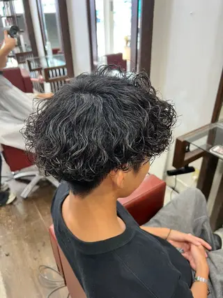 ミディアム パーマ メンズ 湘南のパーマ職人 🔥清水琉葵🔥のヘアスタイル