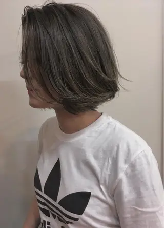 ミディアム MAAT所属 AKANEのヘアスタイル