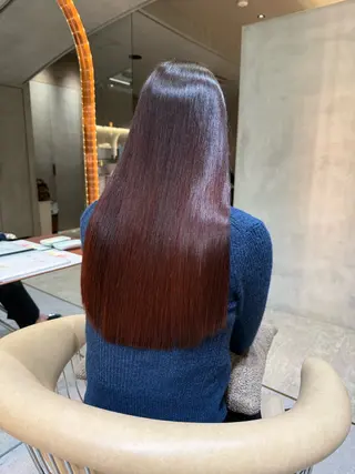 ロング 🦋美髪矯正、髪質 改善のプロ🦋アオイのヘアスタイル