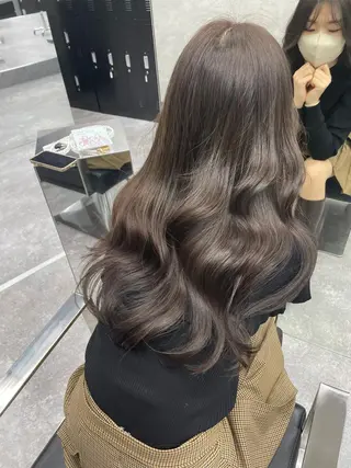 ロング カラー ヘアアレンジ 口コミ高評価✨ 安達ももかのマツエク・マツパデザイン