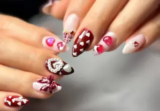 ネイル 新山 聖のネイルデザイン