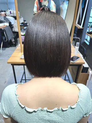ショート 美髪カラー✨本間 貴広のヘアスタイル