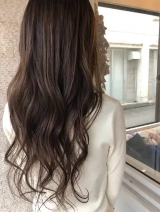 ロング Mariana雛/ 西大分/ハイライトのヘアスタイル
