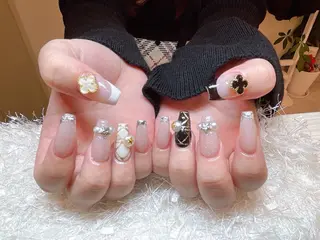 ネイル Le'a シズカのネイルデザイン