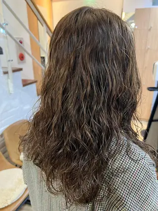 セミロング パーマ しみず さくら🌸のヘアスタイル