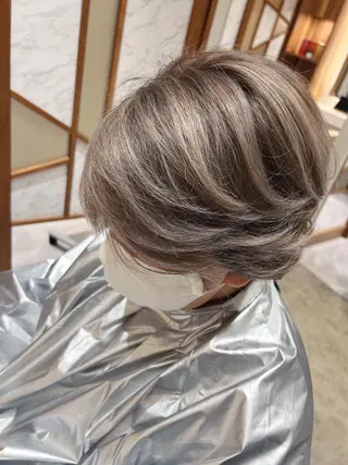 カラー 石井 潤のヘアスタイル