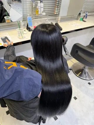 ロング カラー 韓国風グレージュ 🤍たくみ🤍のヘアスタイル