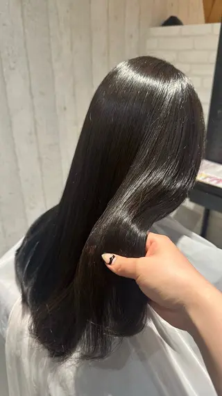 ロング 松本 羅華のヘアスタイル