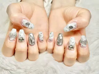 ネイル FILL nail古河店所属・FILL nail SHIORIのネイルデザイン