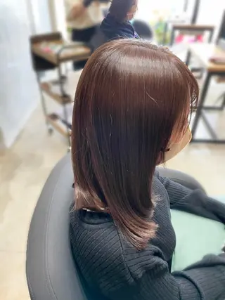ミディアム カラー ✨髪質改善/ハイトー ン/艶髪高山のヘアスタイル