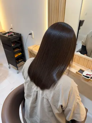 セミロング attrait南堀江所属・KAISEI髪質改善 /縮毛矯正のヘアスタイル