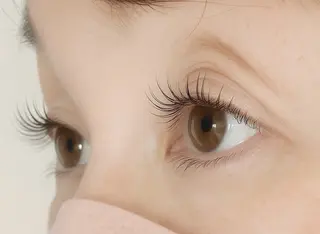 マツエク・マツパ フランキンセンス成田所属・フランキンセンス 成田のマツエク・マツパデザイン