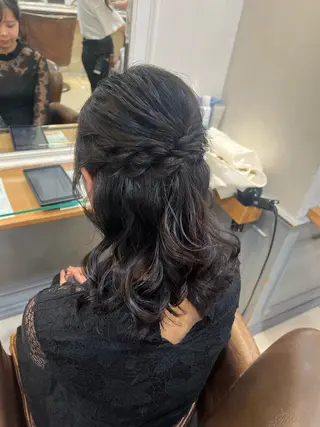 ミディアム ヘアアレンジ 横浜/カラーモデル ✩💚りんか💚✩のヘアスタイル