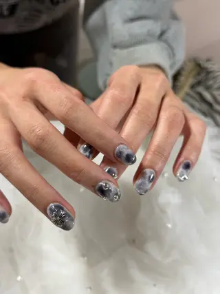 ネイル kanami 🍒⸝⋆のネイルデザイン