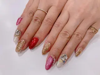 ネイル 酒井 美由紀のネイルデザイン