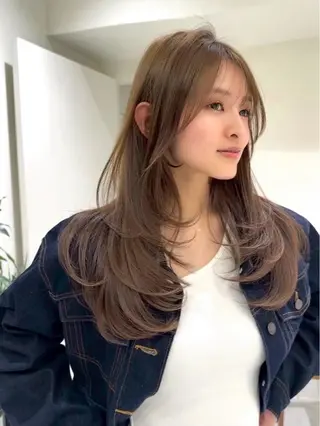 ロング カラー ✨レイヤーカット/透 名感カラー特化✨のヘアスタイル
