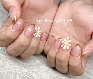 ネイル R inのネイルデザイン