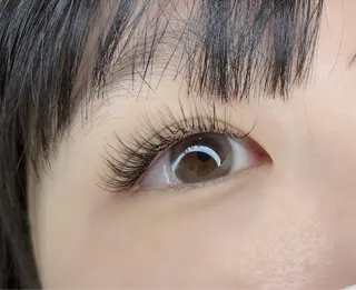 マツエク・マツパ リン リンのネイルデザイン