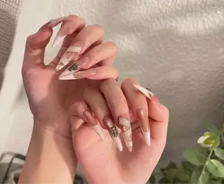 ネイル Venusパラジェル 長さだし専門店のネイルデザイン