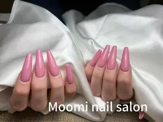 ロング Moomi nail salonのネイルデザイン