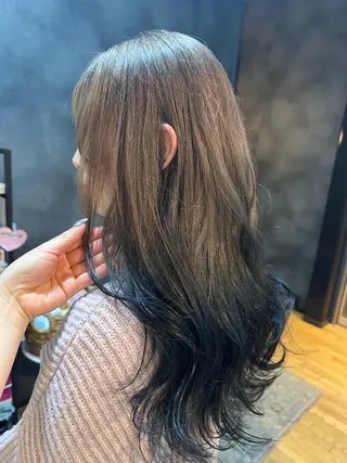 ロング 坂庭 美夢のヘアスタイル