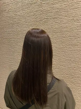 ミディアム 對馬 小菜美のヘアスタイル