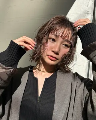 ショート カラー じゅわっと暖色カラー 🍊Moemiのヘアスタイル