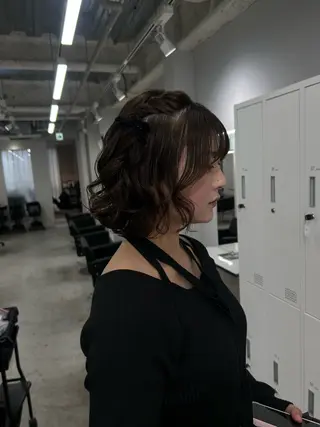 ヘアアレンジ GiseL さあや博多ハイトーンのヘアスタイル